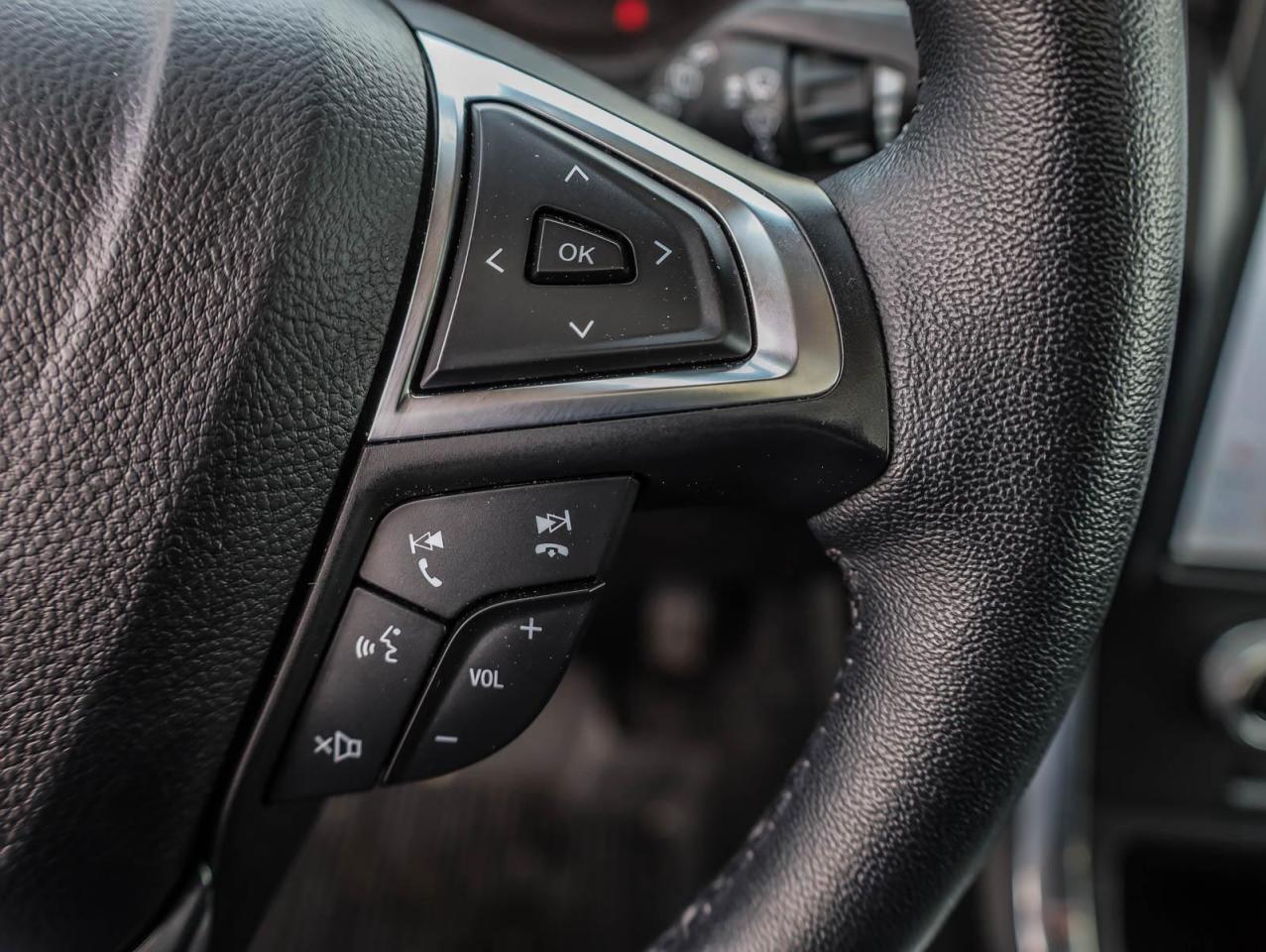 2024 Ford Edge TITANIUM 4DR ALL-WHEEL DRIVE Photo