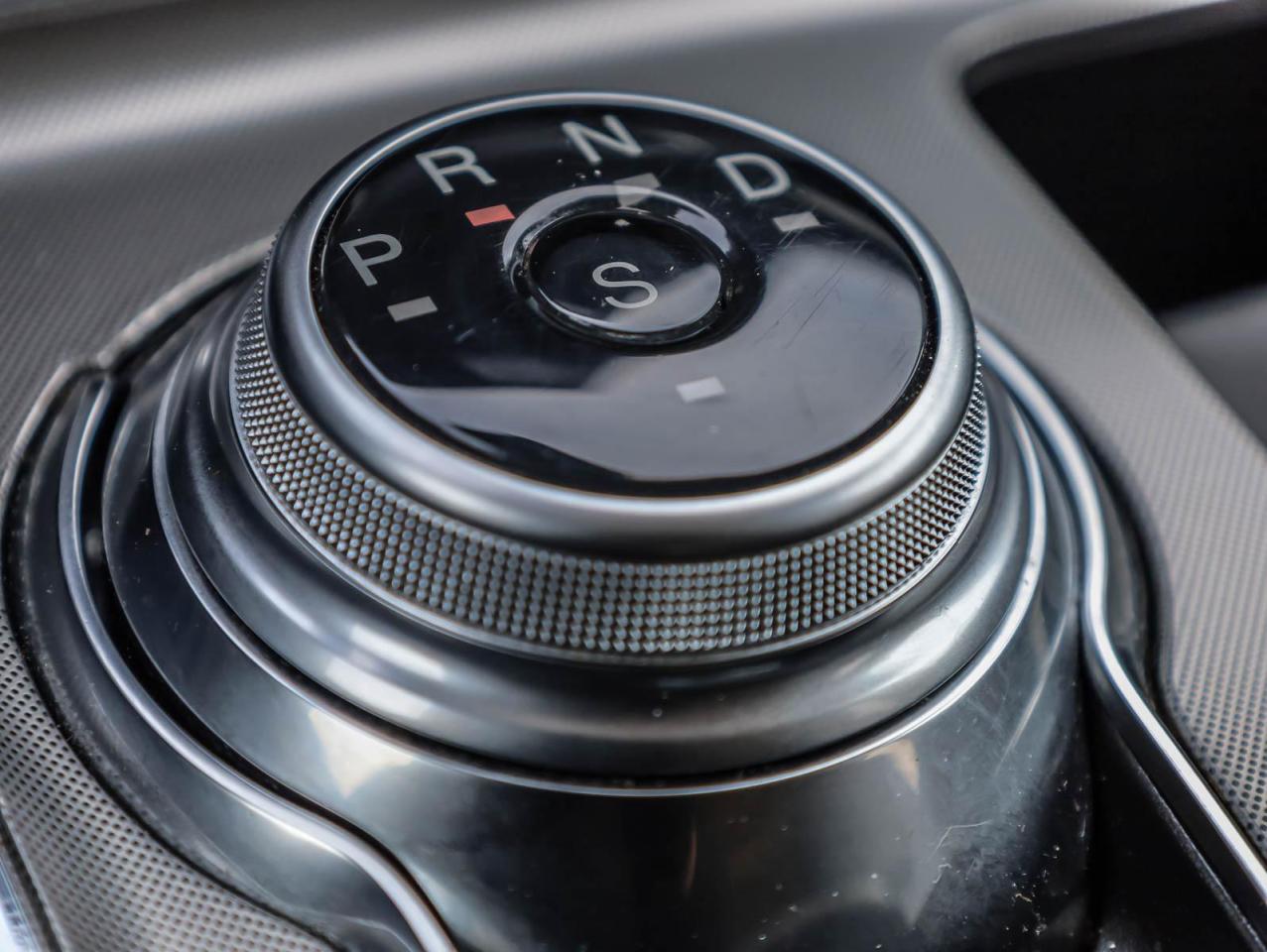 2024 Ford Edge TITANIUM 4DR ALL-WHEEL DRIVE Photo