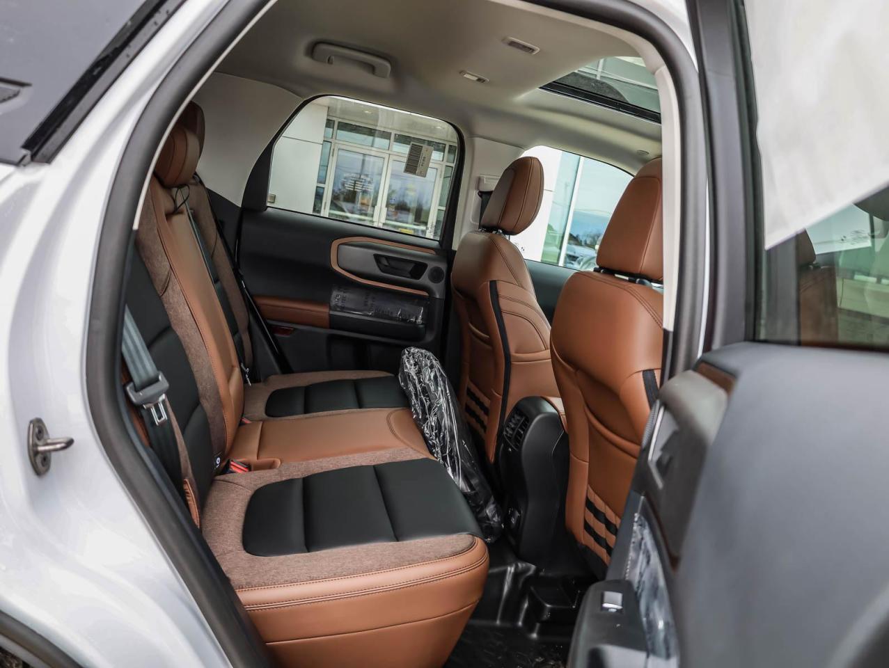 2026 Ford Bronco Sport Outer Banks 4dr 4x4 Photo