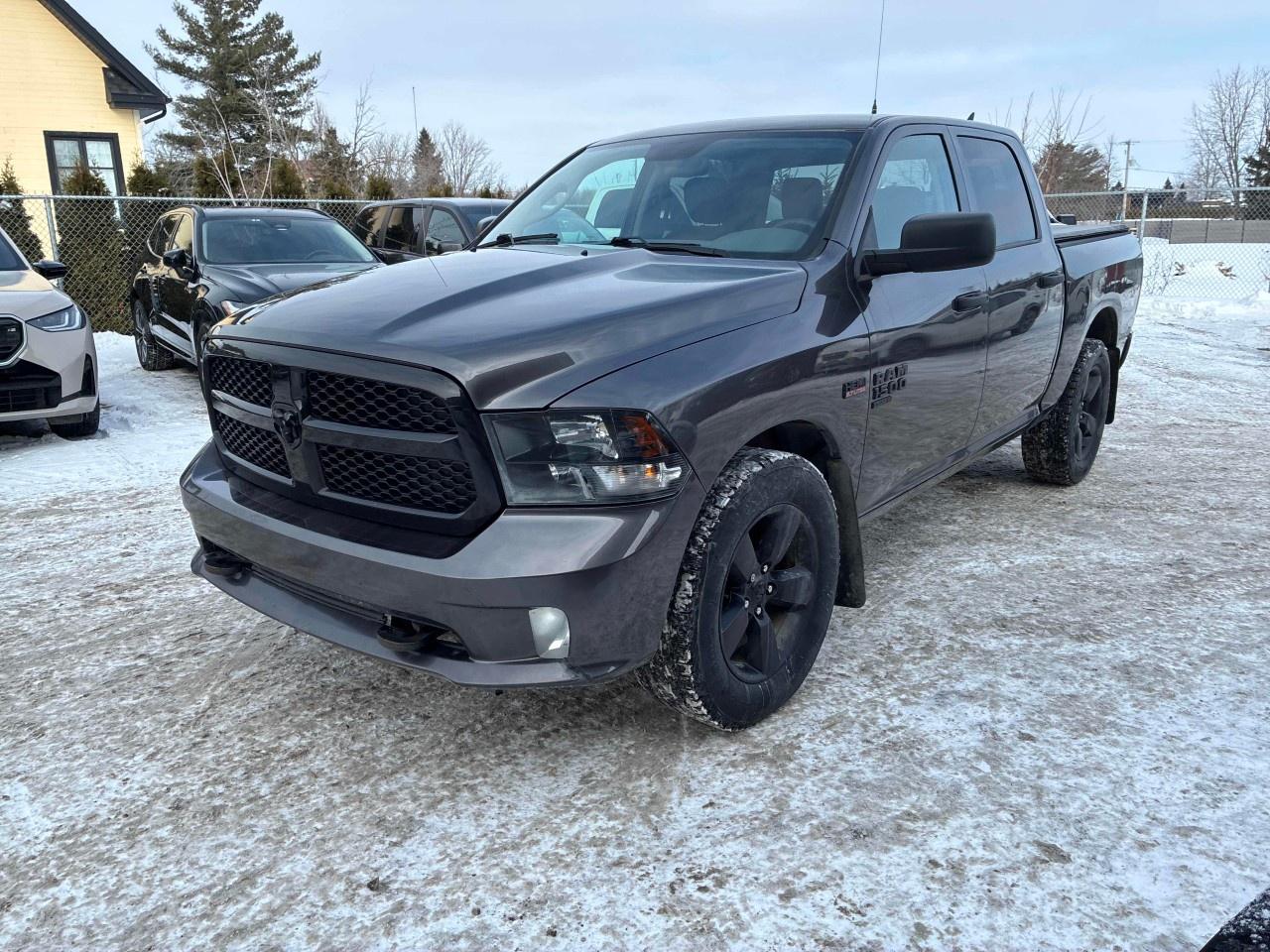 2019 RAM 1500 Classic EXPRESS 4X4 CREW CAB 5'7" BOX Photo0