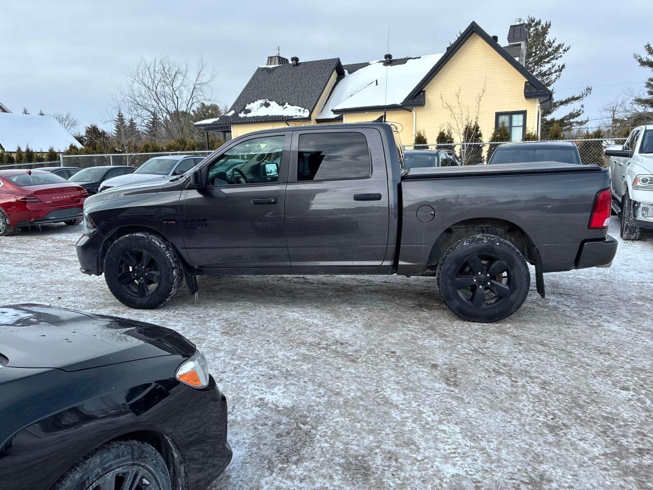 2019 RAM 1500 Classic EXPRESS 4X4 CREW CAB 5'7" BOX Photo