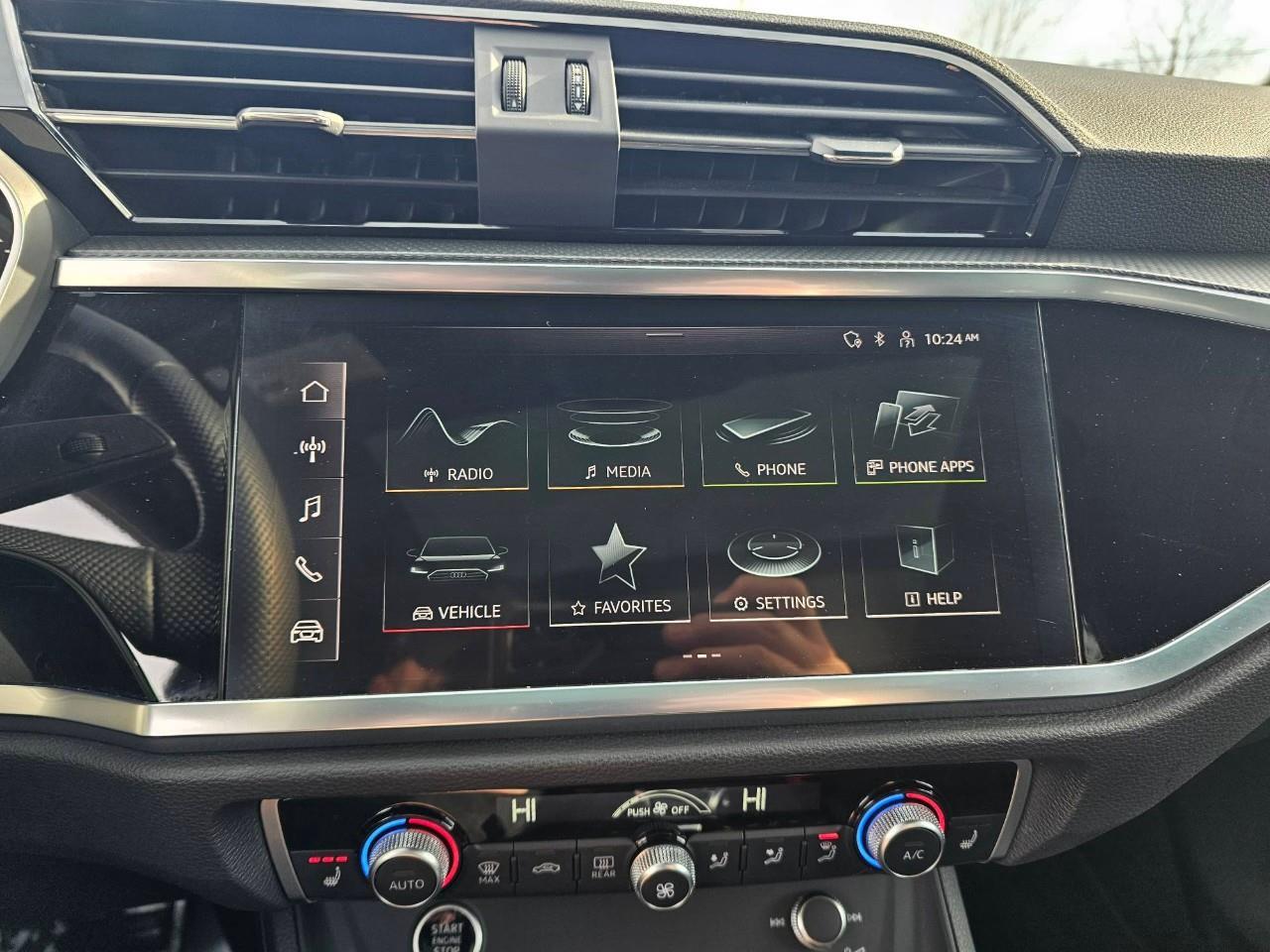 2024 Audi Q3 45 Progressiv 4dr All-Wheel Drive quattro Sport Utility Photo