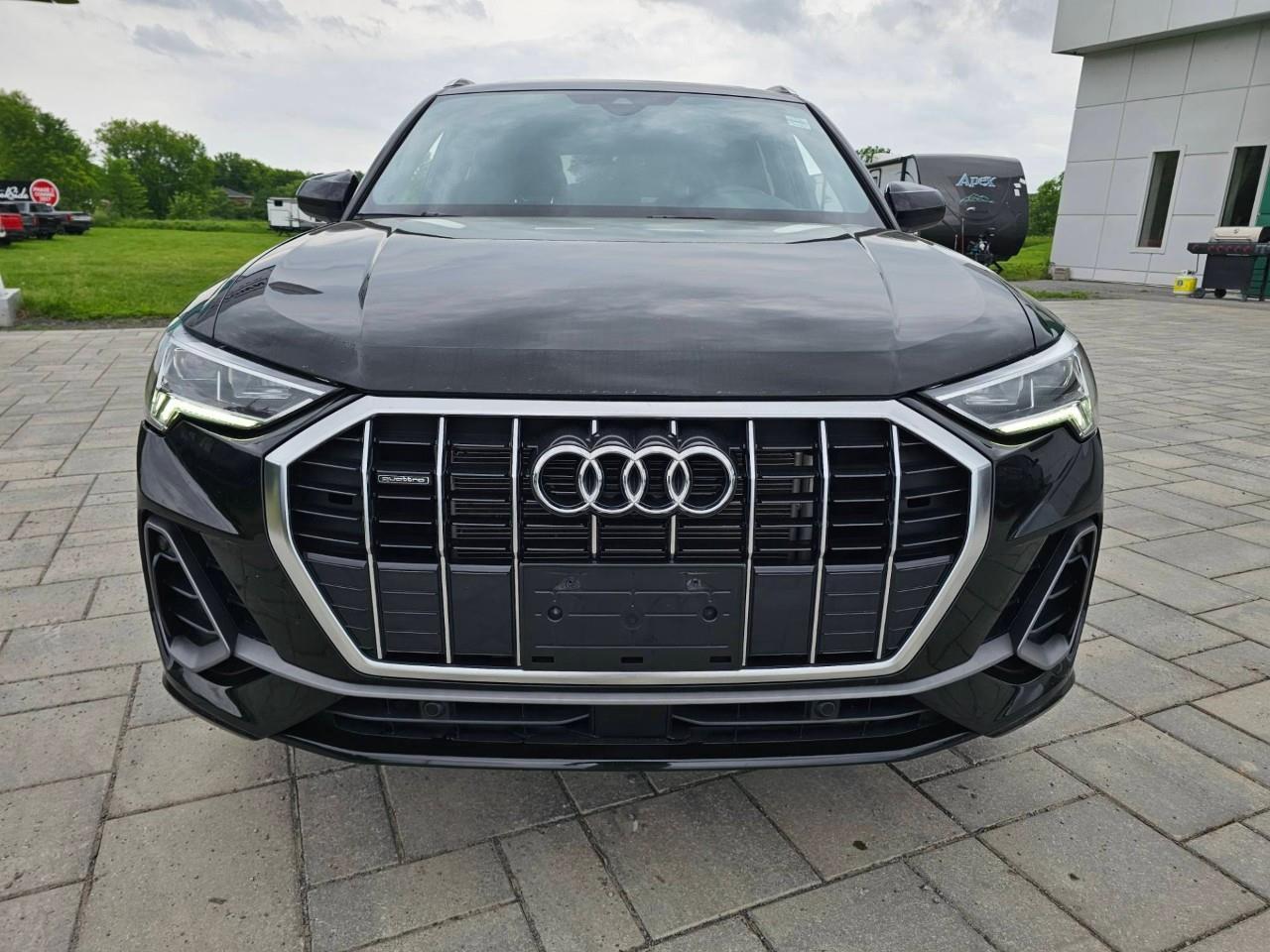 2024 Audi Q3 45 Progressiv 4dr All-Wheel Drive quattro Sport Utility Photo