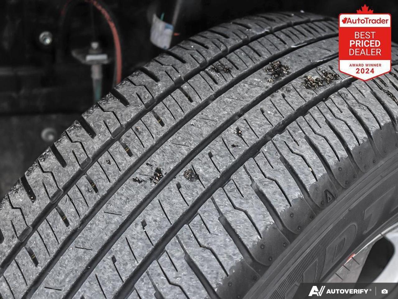 2025 Toyota RAV4 XLE 4dr All-wheel Drive Photo