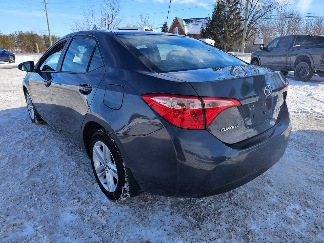 2019 Toyota Corolla LE (CVTi-S) 4dr Sedan Photo