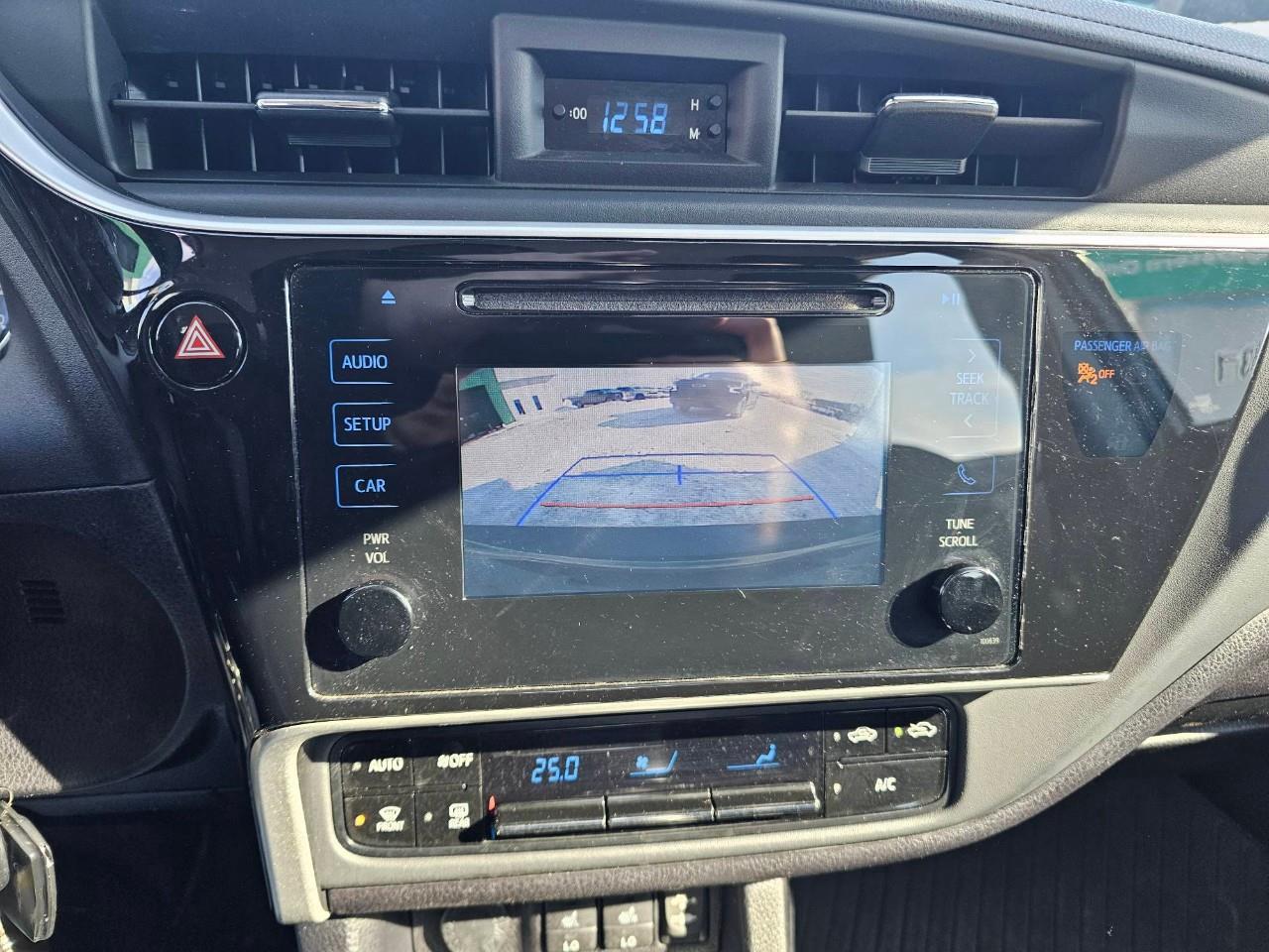 2019 Toyota Corolla LE (CVTi-S) 4dr Sedan Photo