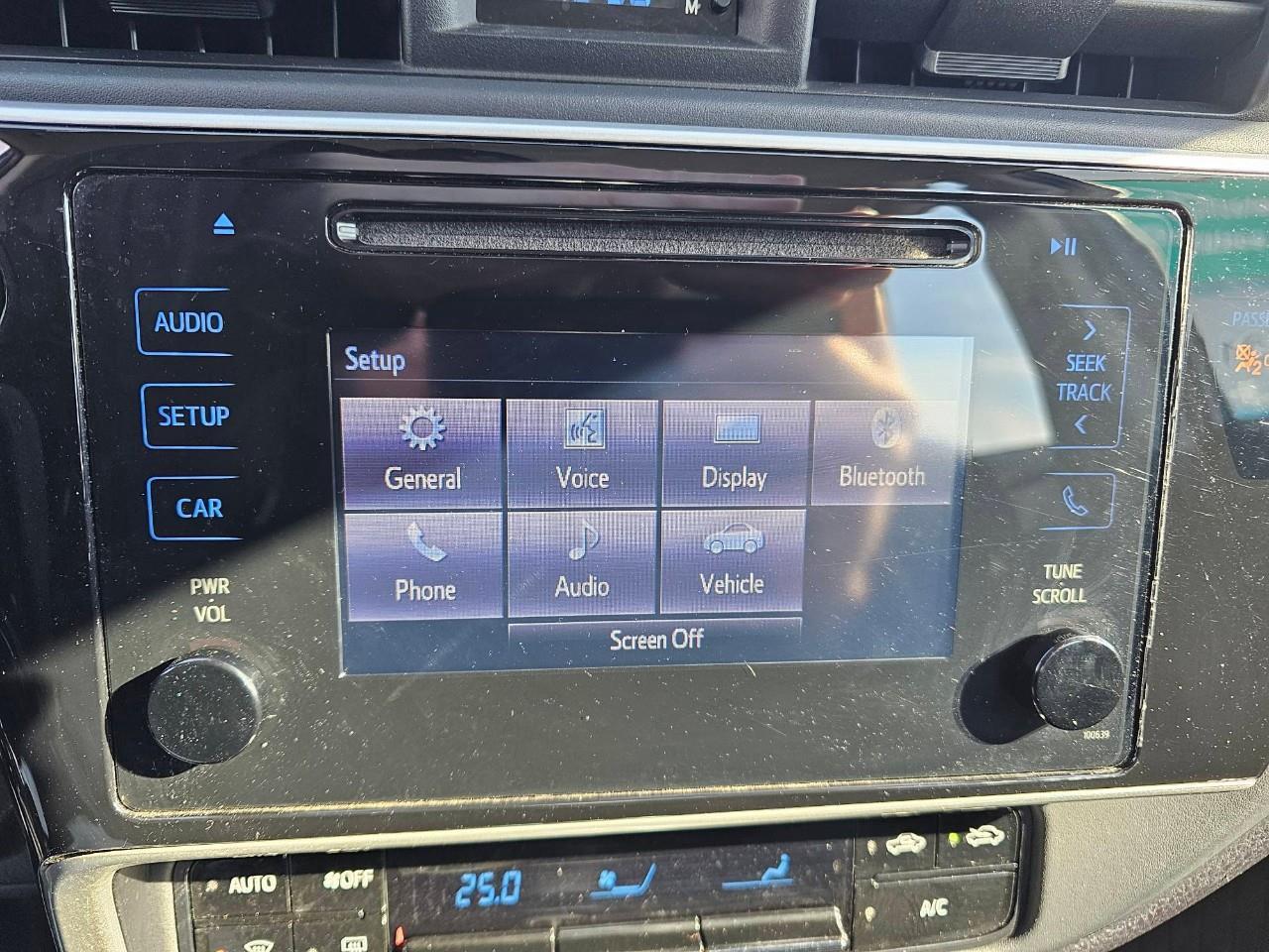 2019 Toyota Corolla LE (CVTi-S) 4dr Sedan Photo