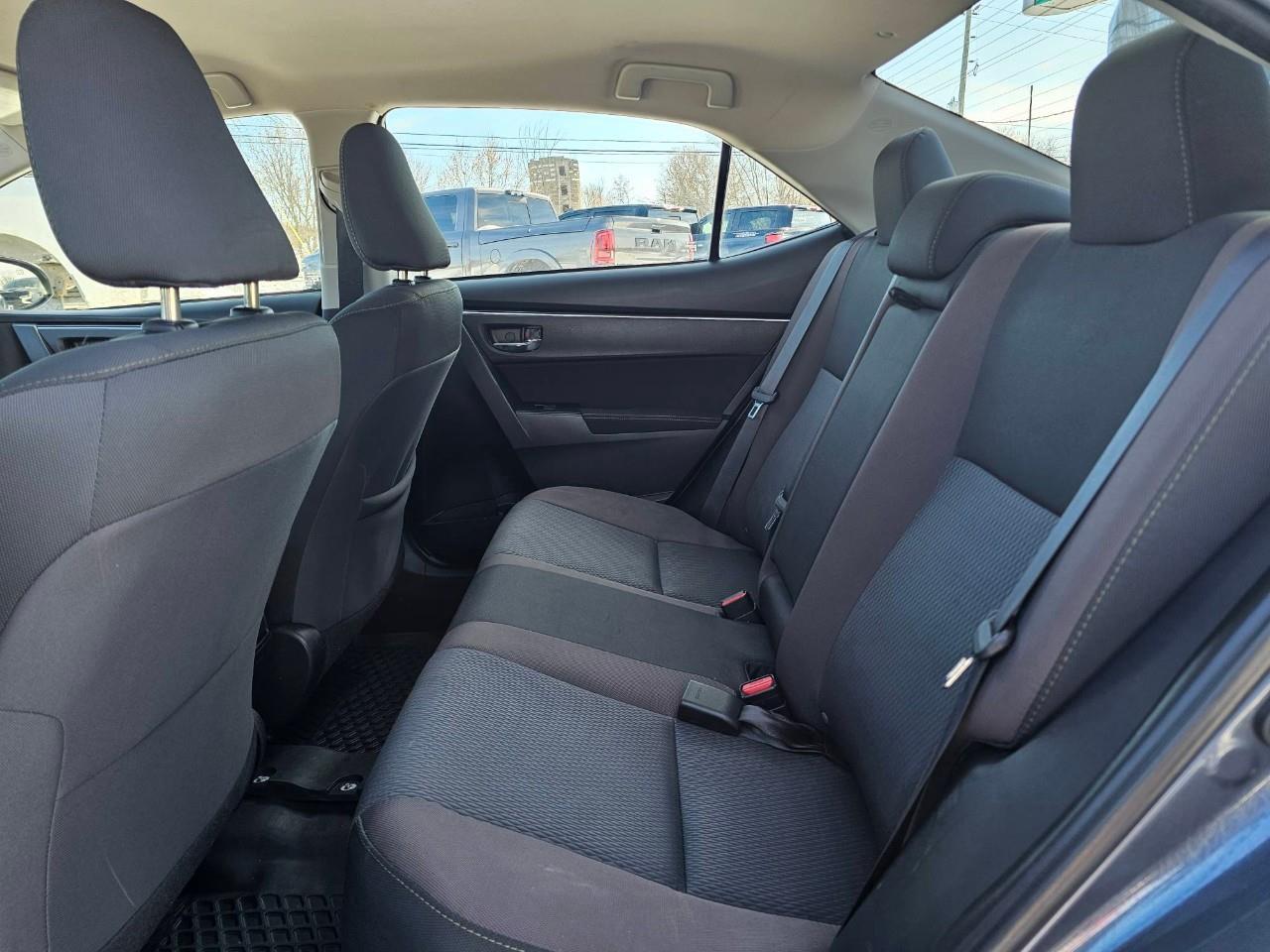 2019 Toyota Corolla LE (CVTi-S) 4dr Sedan Photo