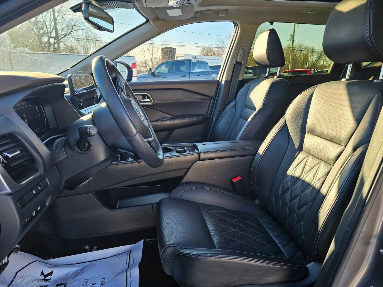 2023 Nissan Rogue Platinum 4dr All-Wheel Drive Sport Utility Photo