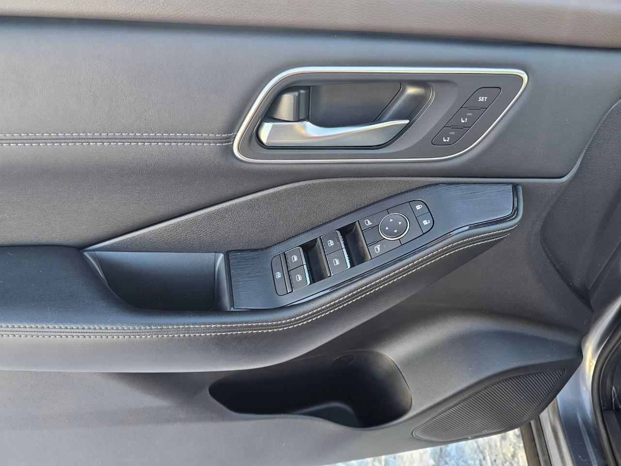 2023 Nissan Rogue Platinum 4dr All-Wheel Drive Sport Utility Photo