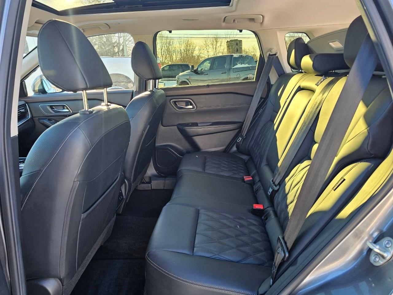 2023 Nissan Rogue Platinum 4dr All-Wheel Drive Sport Utility Photo