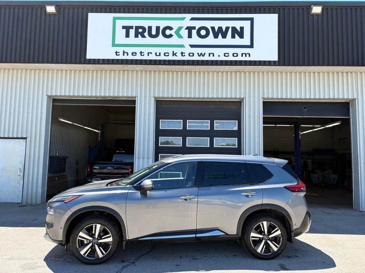 2023 Nissan Rogue Platinum 4dr All-Wheel Drive Sport Utility Photo0
