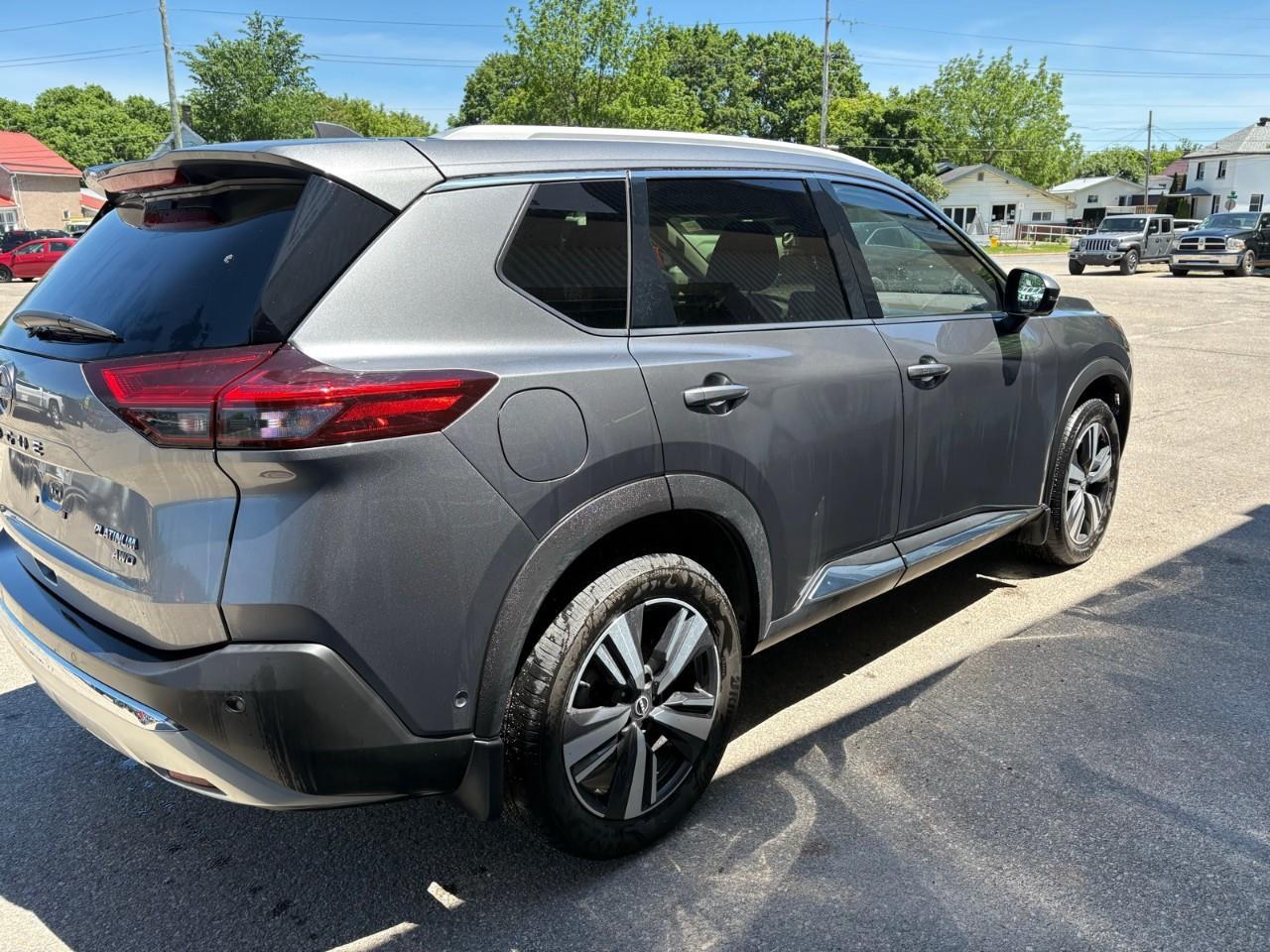 2023 Nissan Rogue Platinum 4dr All-Wheel Drive Sport Utility Photo