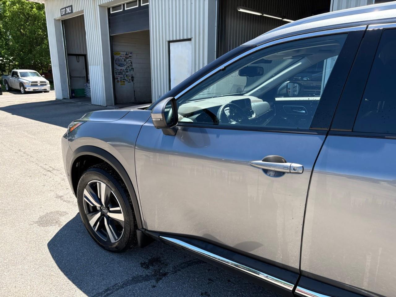 2023 Nissan Rogue Platinum 4dr All-Wheel Drive Sport Utility Photo
