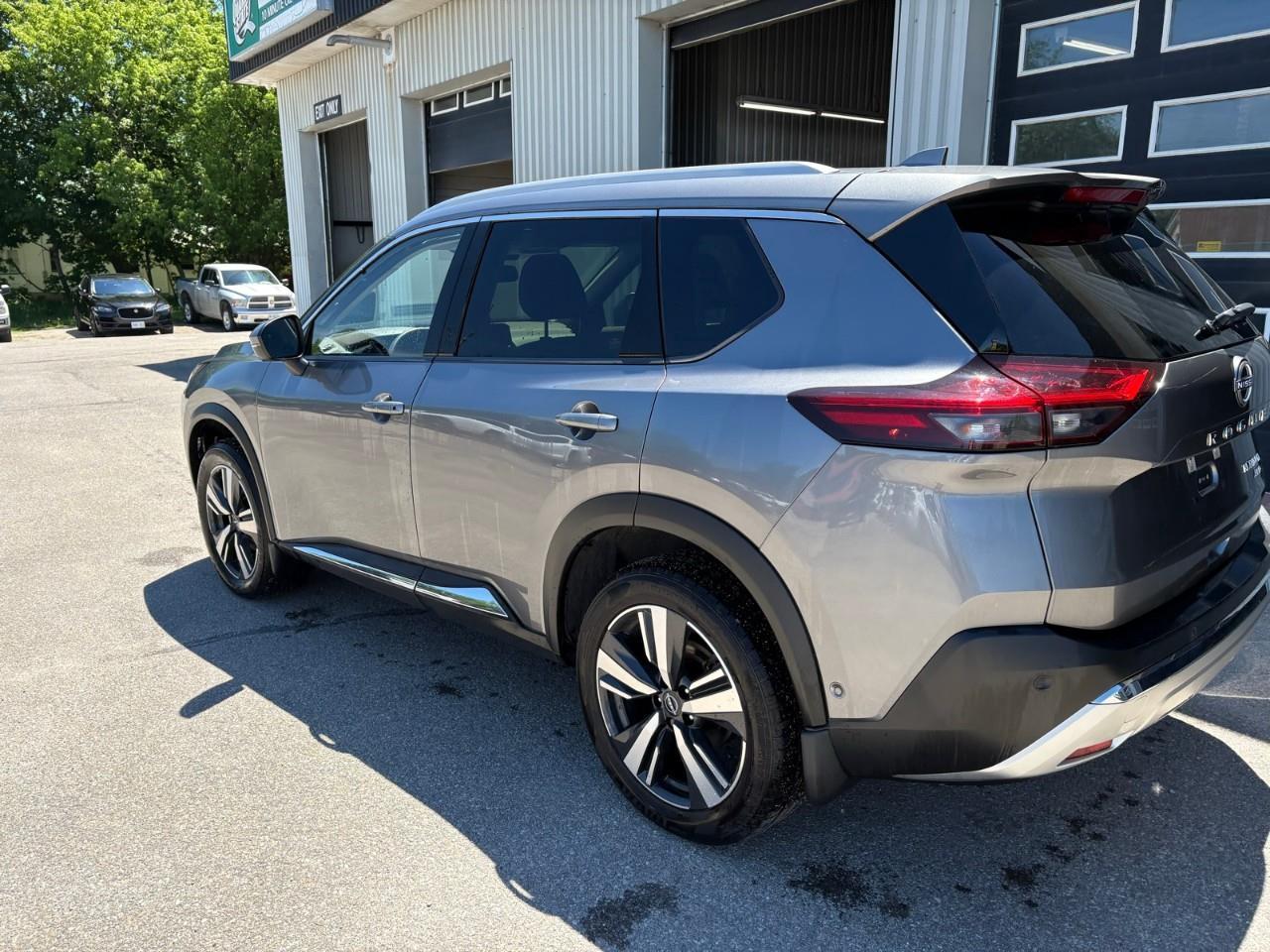 2023 Nissan Rogue Platinum 4dr All-Wheel Drive Sport Utility Photo