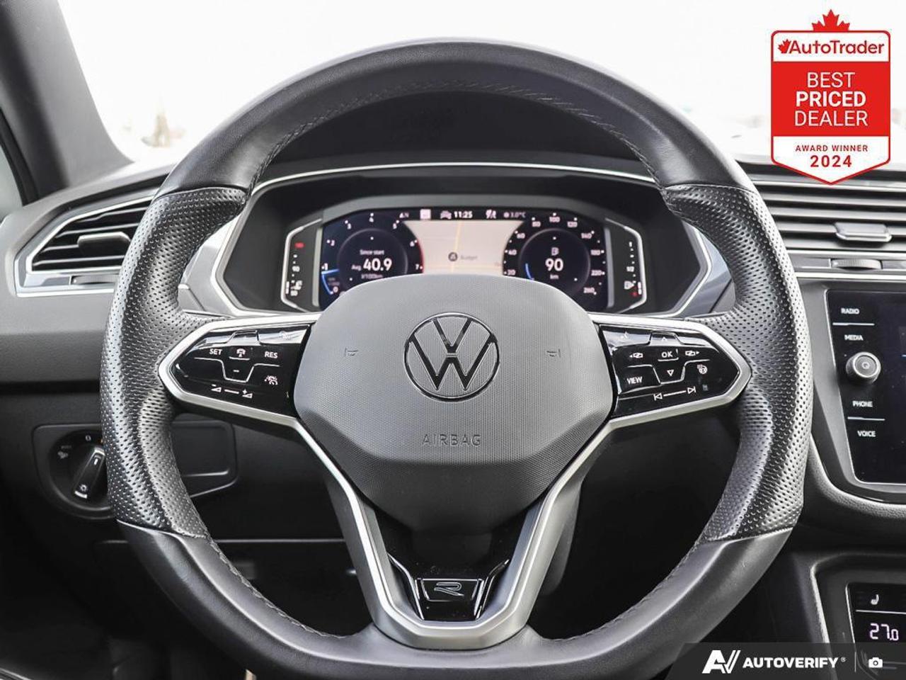 2024 Volkswagen Tiguan Highline R-LINE 4dr All-wheel Drive 4MOTION Photo