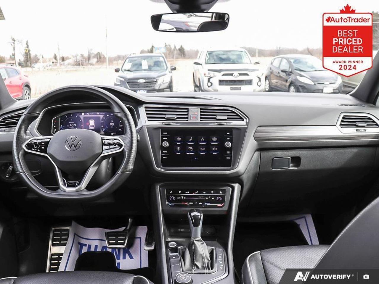 2024 Volkswagen Tiguan Highline R-LINE 4dr All-wheel Drive 4MOTION Photo