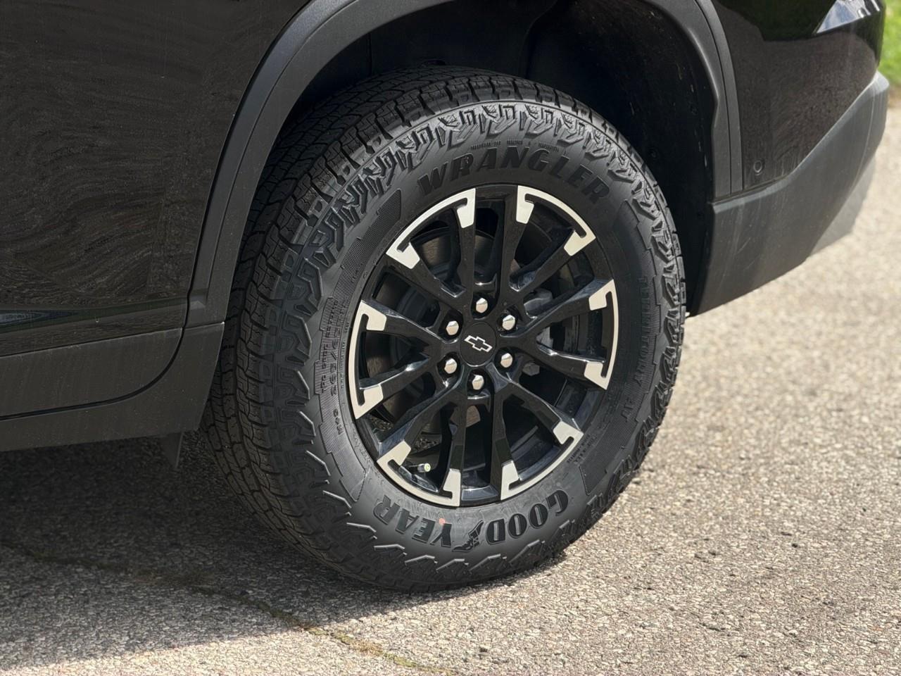 2026 Chevrolet Traverse Z71 4dr All-Wheel Drive Photo4