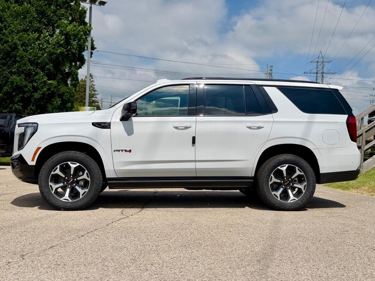 2026 GMC Yukon AT4 4dr 4x4 Photo