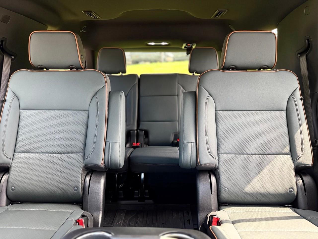 2026 GMC Yukon AT4 4dr 4x4 Photo