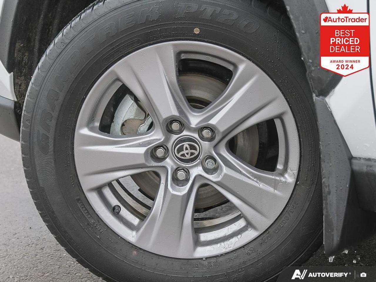 2025 Toyota RAV4 XLE 4dr All-wheel Drive Photo