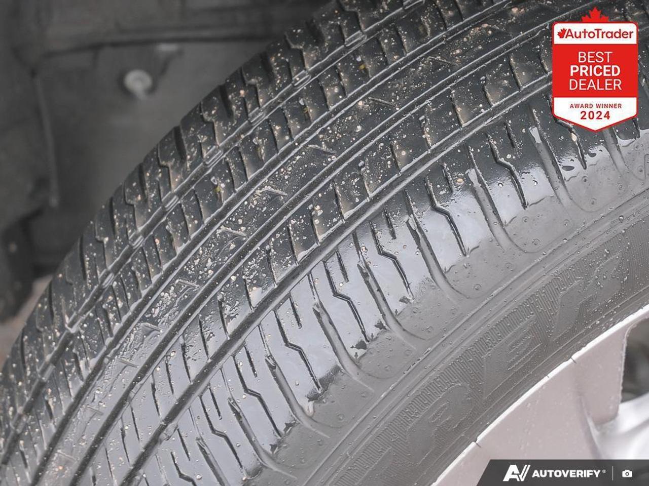 2025 Toyota RAV4 XLE 4dr All-wheel Drive Photo