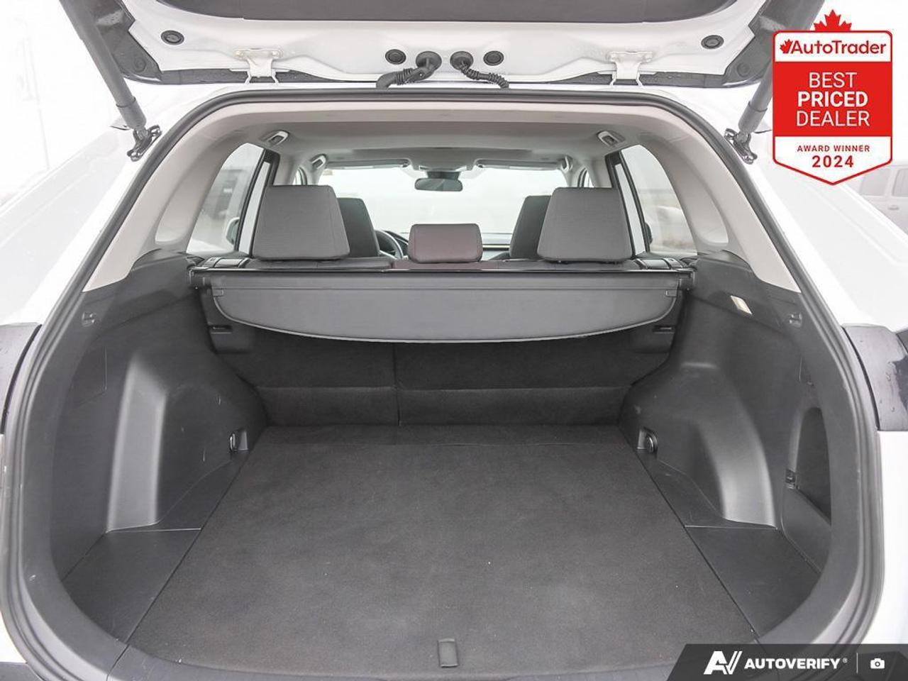 2025 Toyota RAV4 XLE 4dr All-wheel Drive Photo
