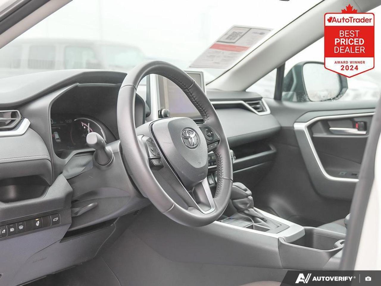 2025 Toyota RAV4 XLE 4dr All-wheel Drive Photo