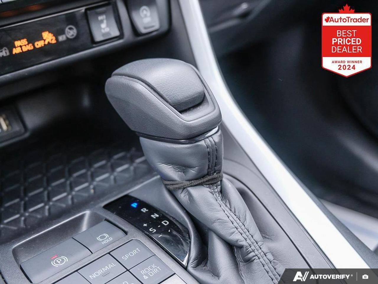 2025 Toyota RAV4 XLE 4dr All-wheel Drive Photo