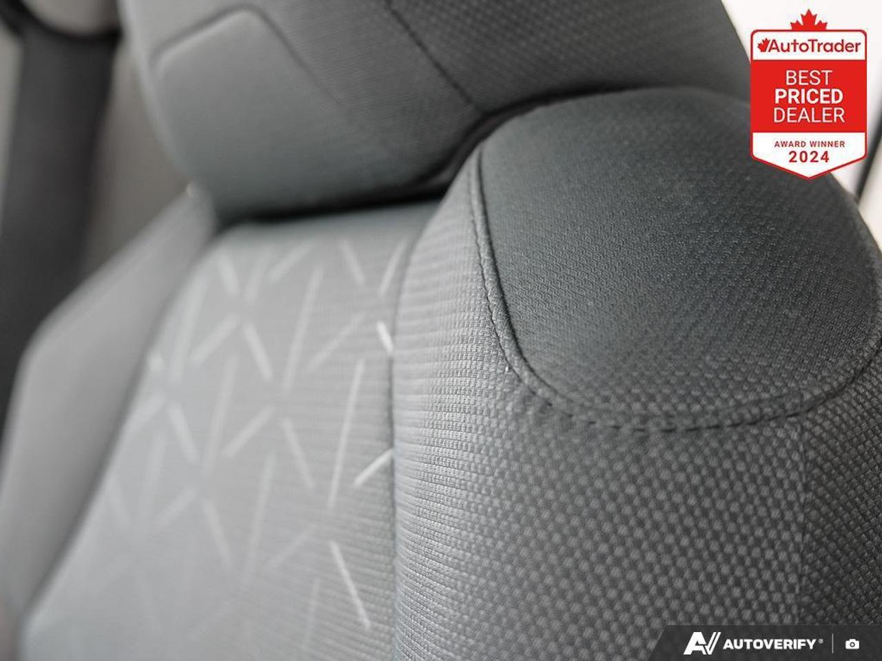 2025 Toyota RAV4 XLE 4dr All-wheel Drive Photo