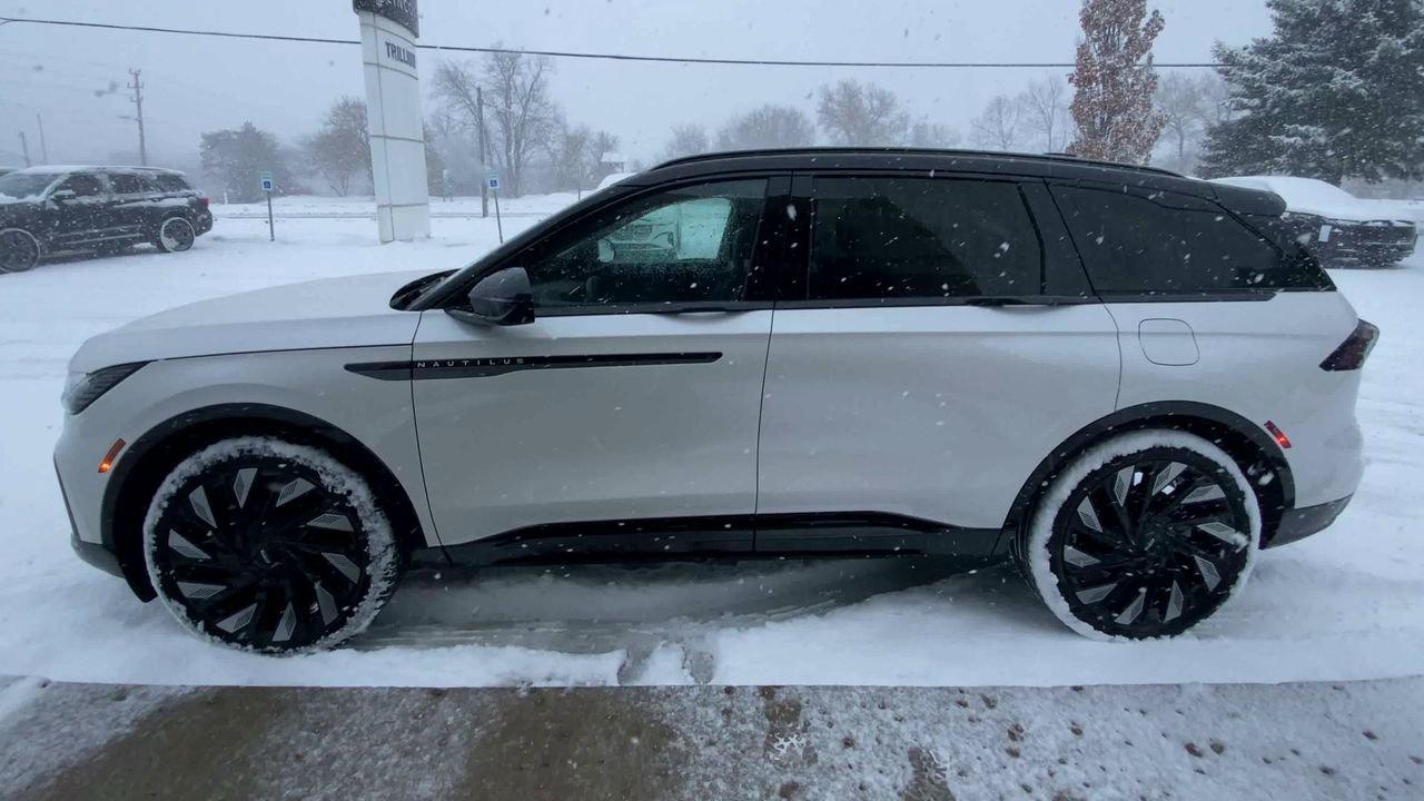 2026 Lincoln Nautilus RESERVE Photo