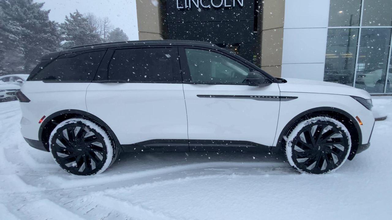 2026 Lincoln Nautilus RESERVE Photo