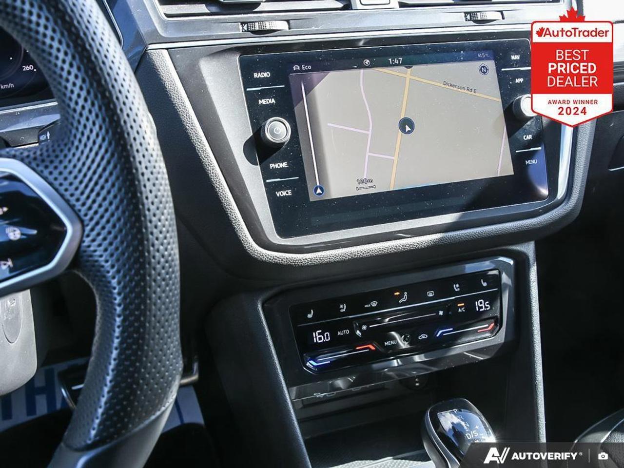 2024 Volkswagen Tiguan Highline R-LINE 4dr All-wheel Drive 4MOTION Photo