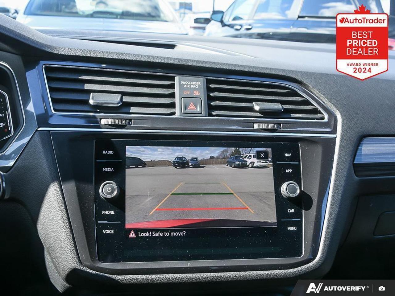 2024 Volkswagen Tiguan Highline R-LINE 4dr All-wheel Drive 4MOTION Photo