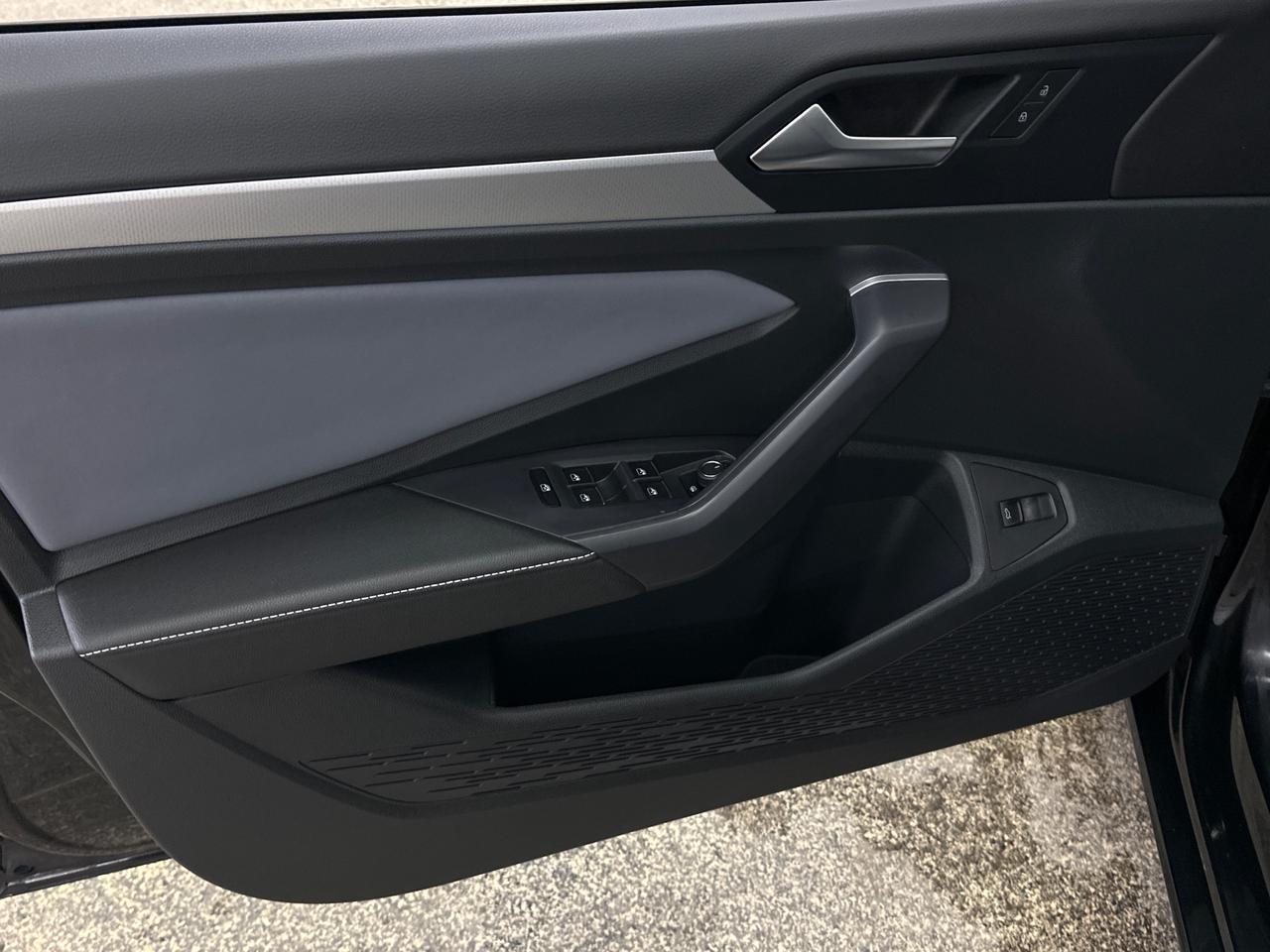 2025 Volkswagen Jetta Comfortline 4dr Sedan Photo