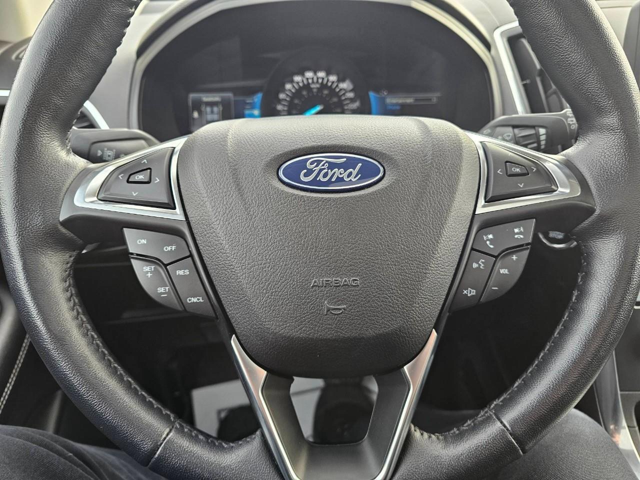 2023 Ford Edge TITANIUM 4DR ALL-WHEEL DRIVE Photo