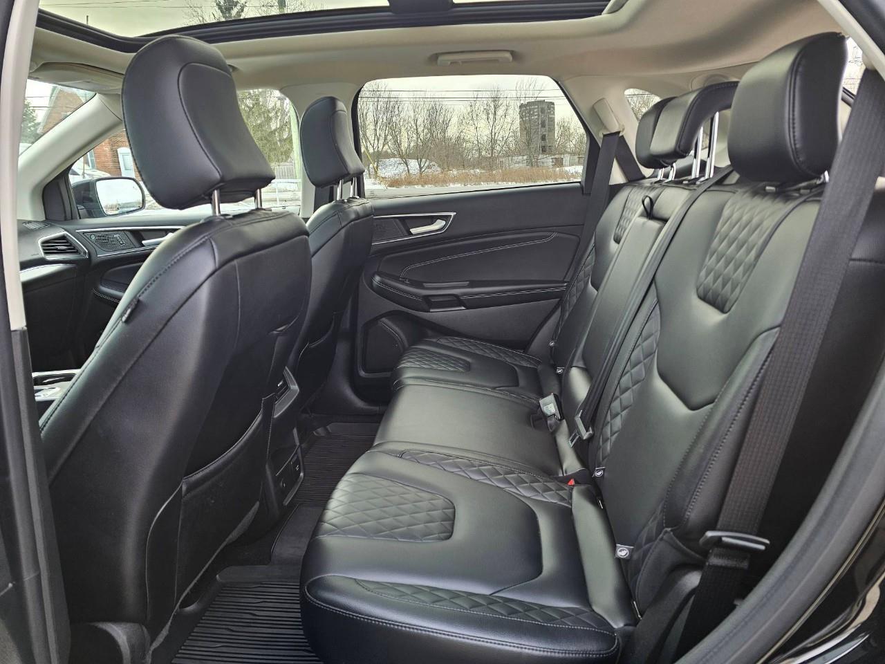 2023 Ford Edge TITANIUM 4DR ALL-WHEEL DRIVE Photo