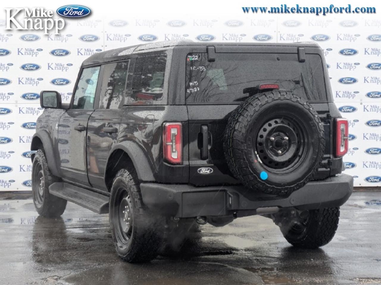2026 Ford Bronco Outer Banks Photo
