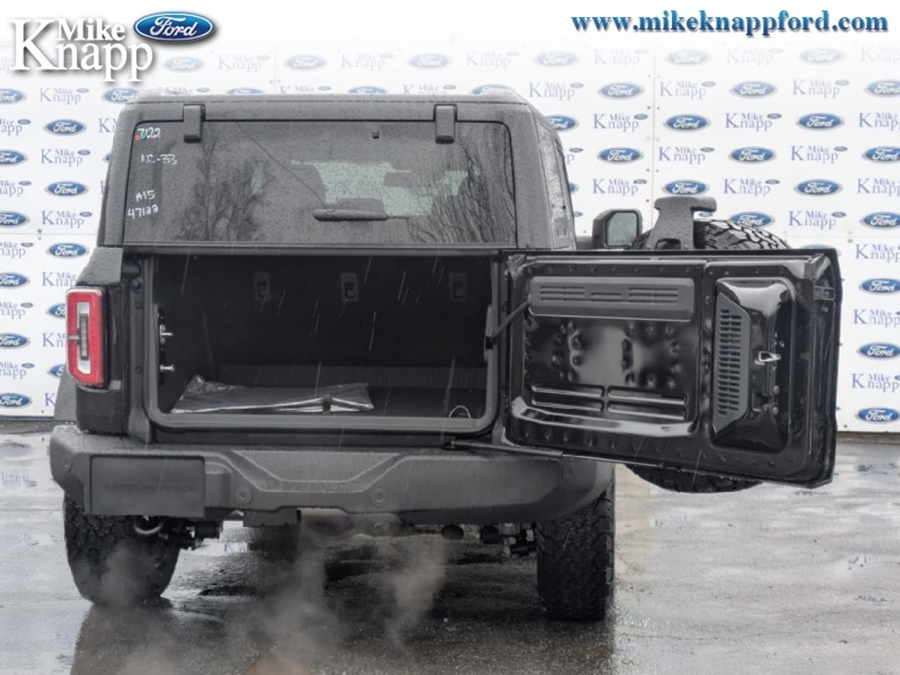 2026 Ford Bronco Outer Banks Photo