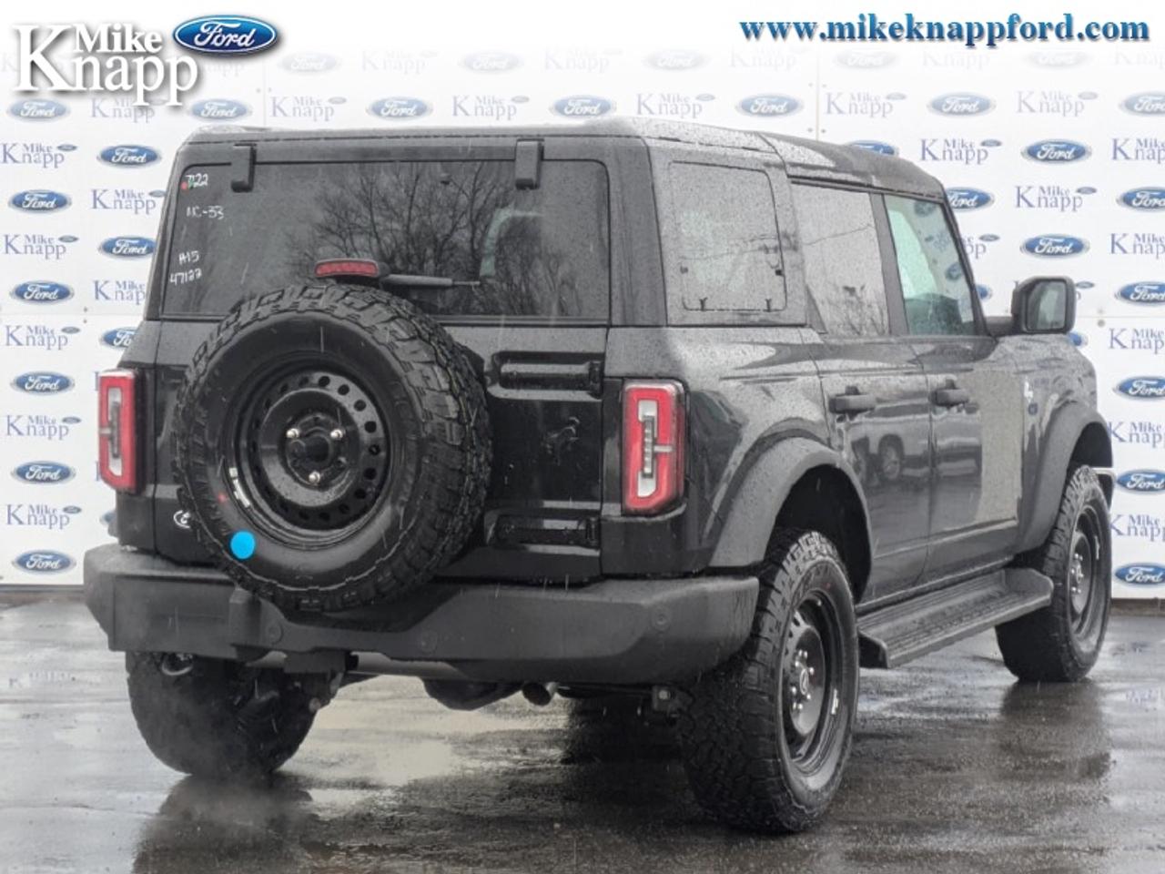 2026 Ford Bronco Outer Banks Photo