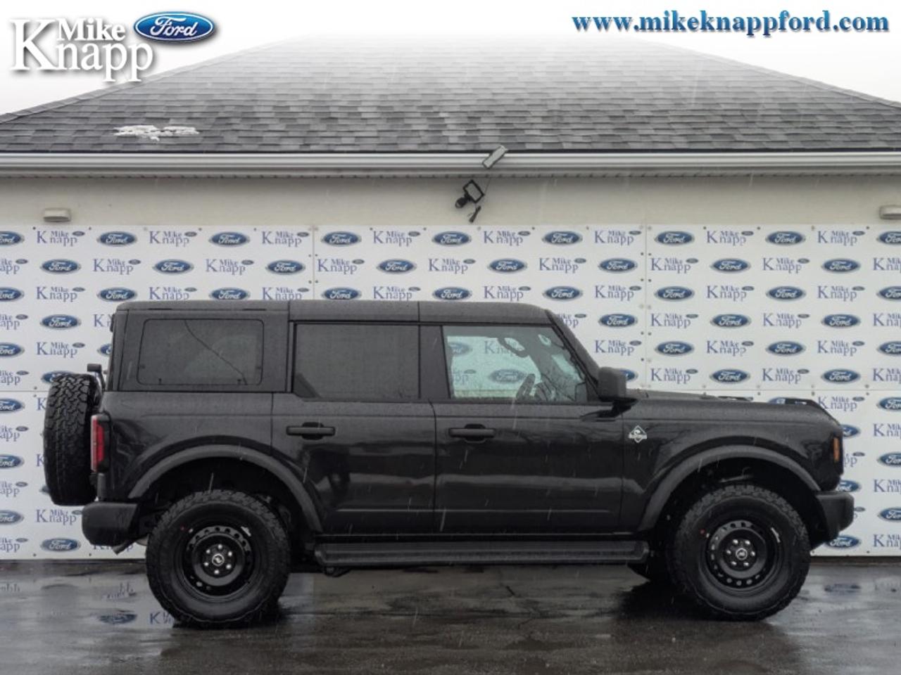 2026 Ford Bronco Outer Banks Photo