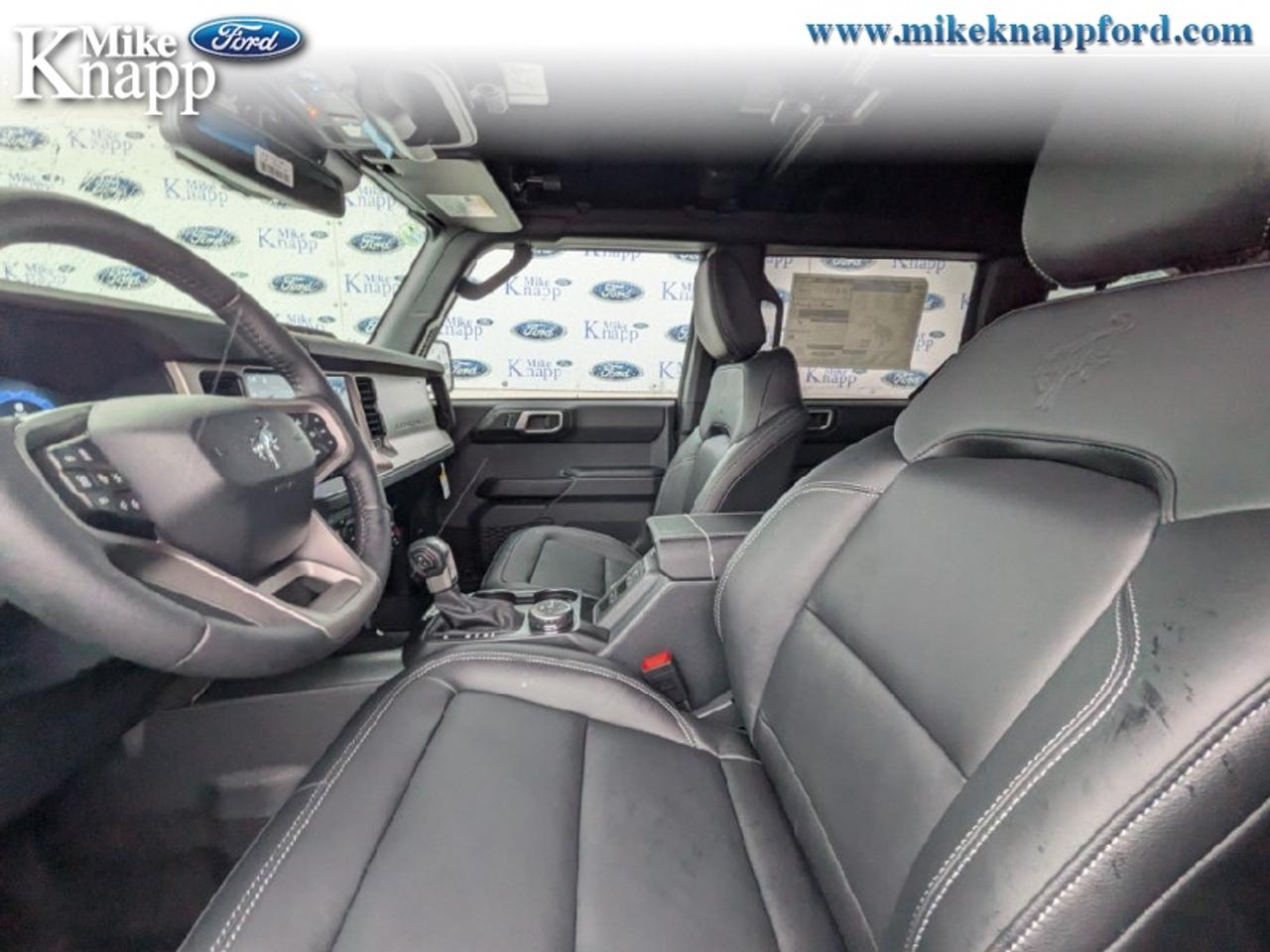 2026 Ford Bronco Outer Banks Photo