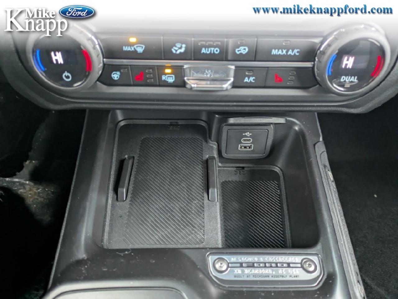2026 Ford Bronco Outer Banks Photo