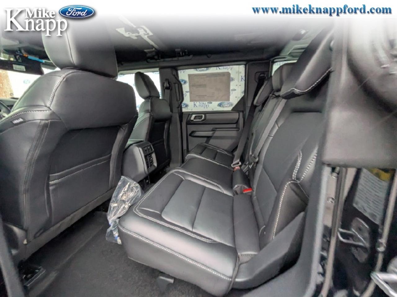 2026 Ford Bronco Outer Banks Photo