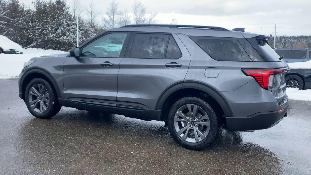 2026 Ford Explorer Active Photo