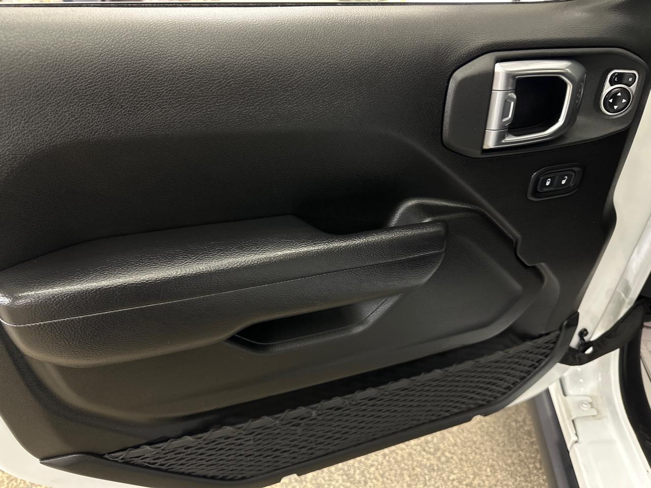 2024 Jeep Wrangler Sport 4dr 4x4 Photo