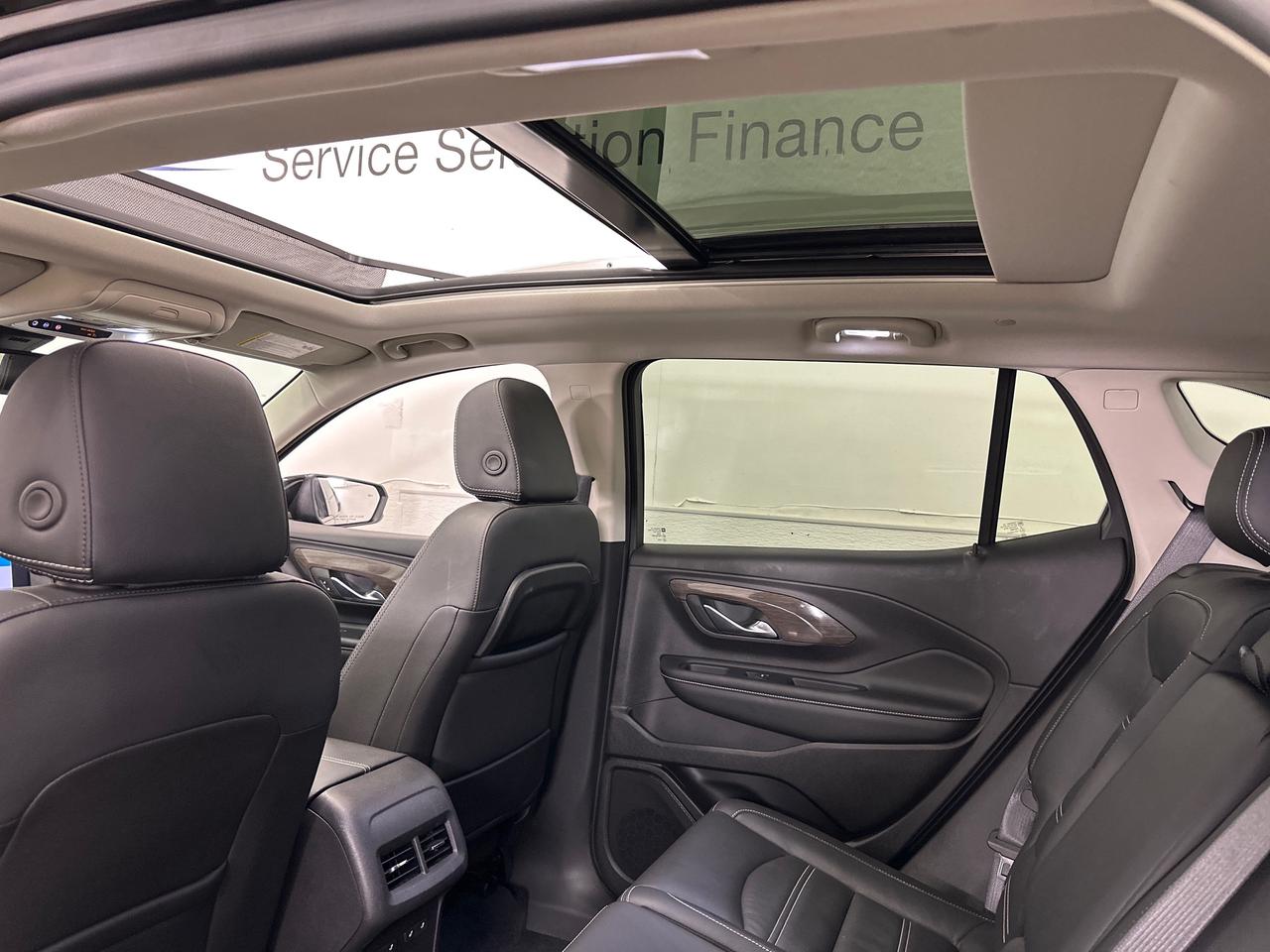 2024 GMC Terrain Denali 4dr All-Wheel Drive Photo4