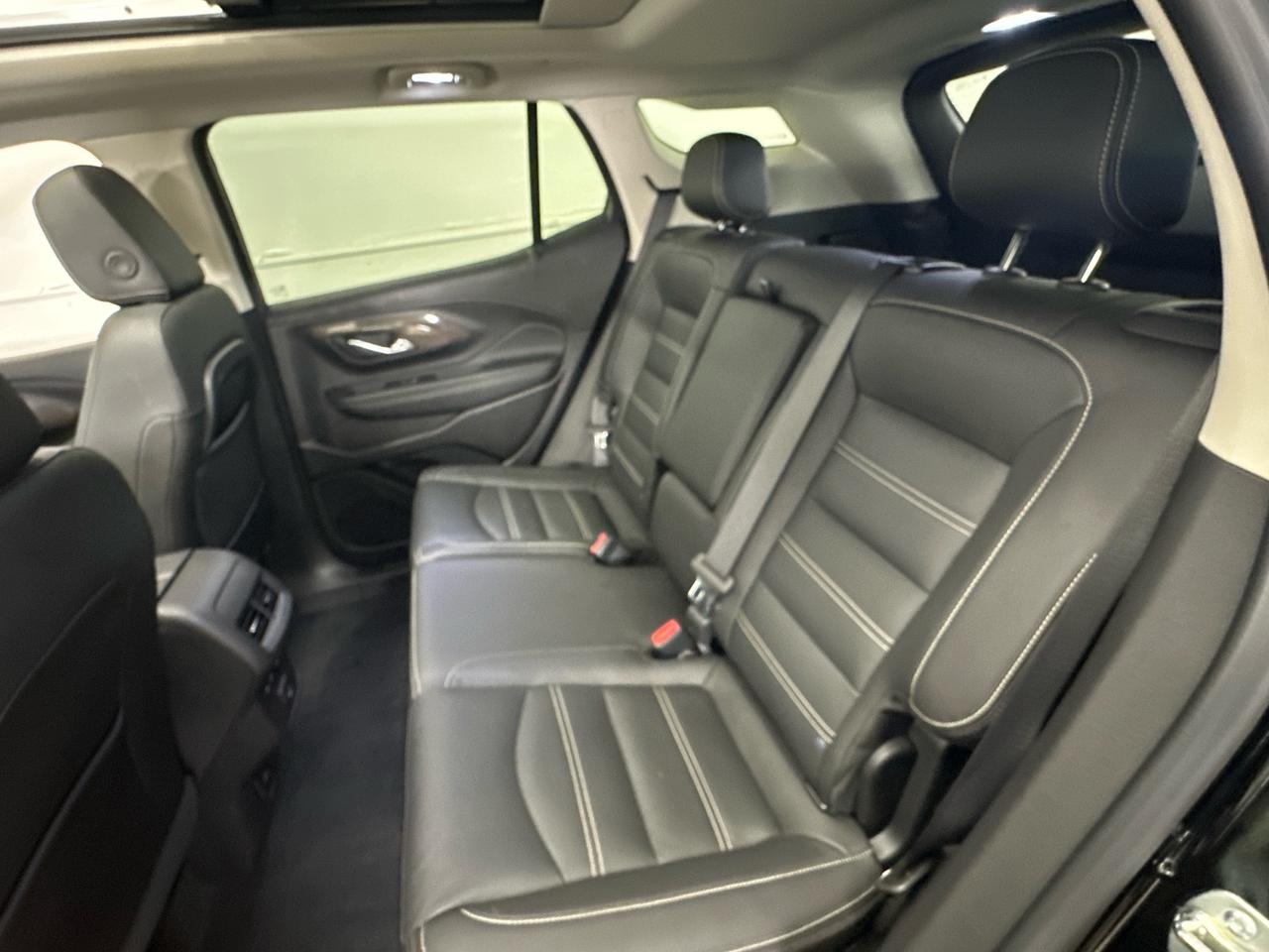 2024 GMC Terrain Denali 4dr All-Wheel Drive Photo3