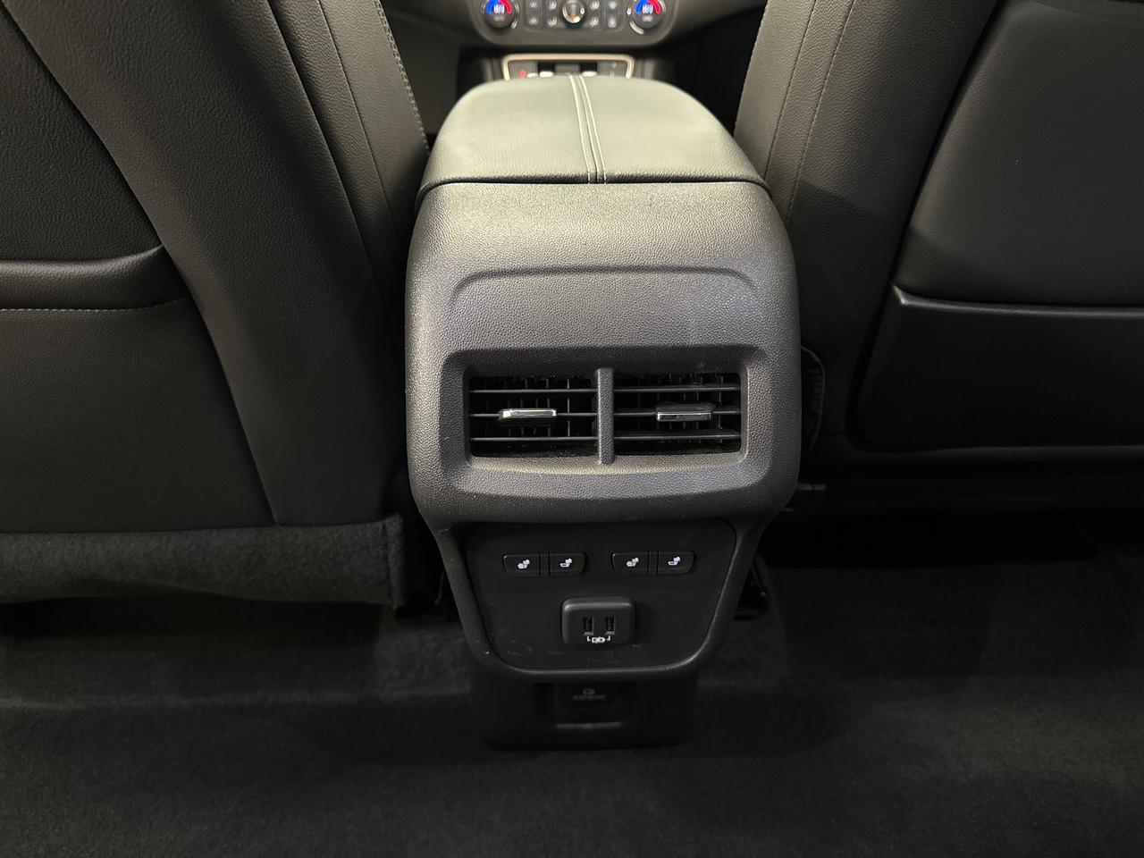 2024 GMC Terrain Denali 4dr All-Wheel Drive Photo