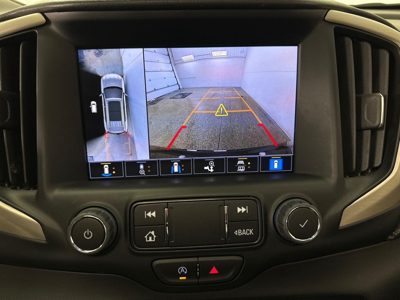 2024 GMC Terrain Denali 4dr All-Wheel Drive Photo